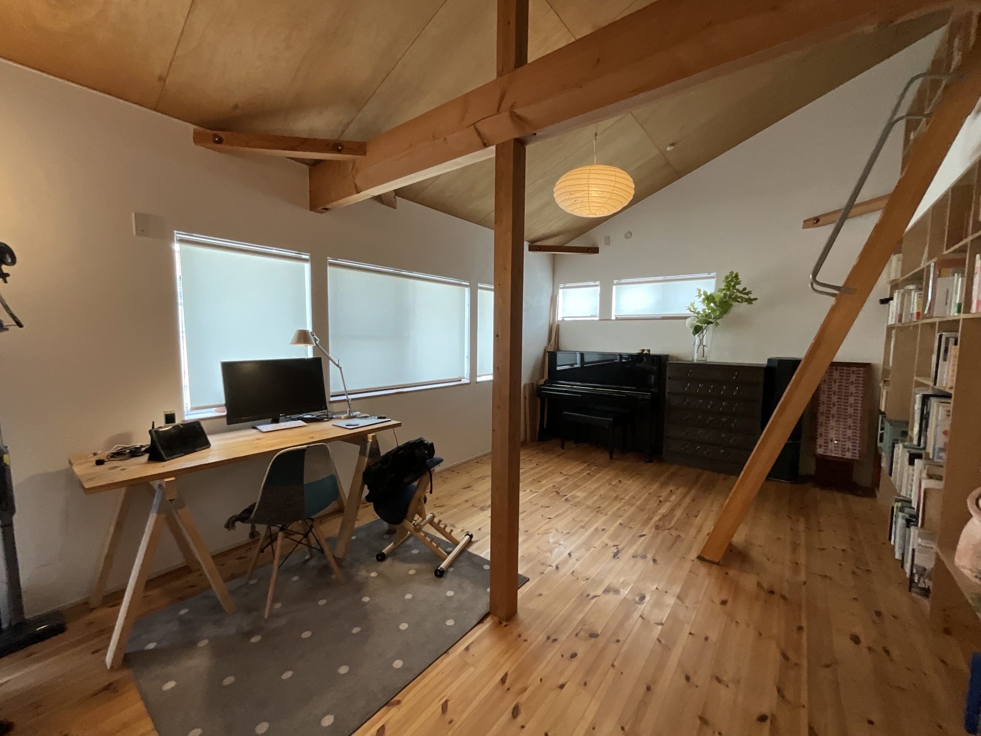 本とアートの家