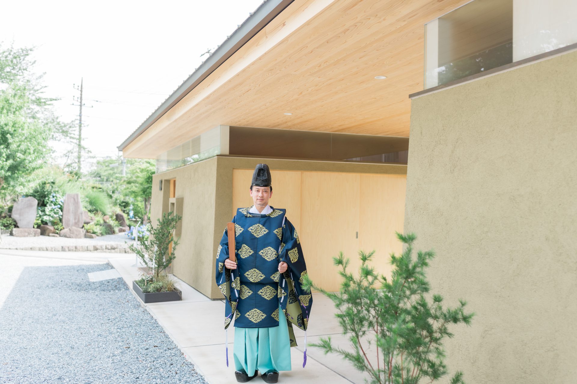 埼玉県川口市の神社　「氷川神社古神札納所兼トイレ棟」