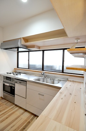 埼玉県蕨市のリノベーション住宅&カフェ