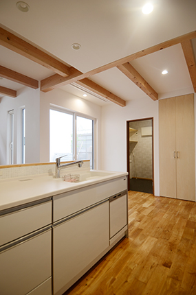 　東京都世田谷区の新築住宅　　　「喜多見の家」