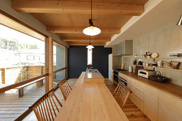 東京都町田市新築住宅-緑が見渡せるインナーガレージのある家-