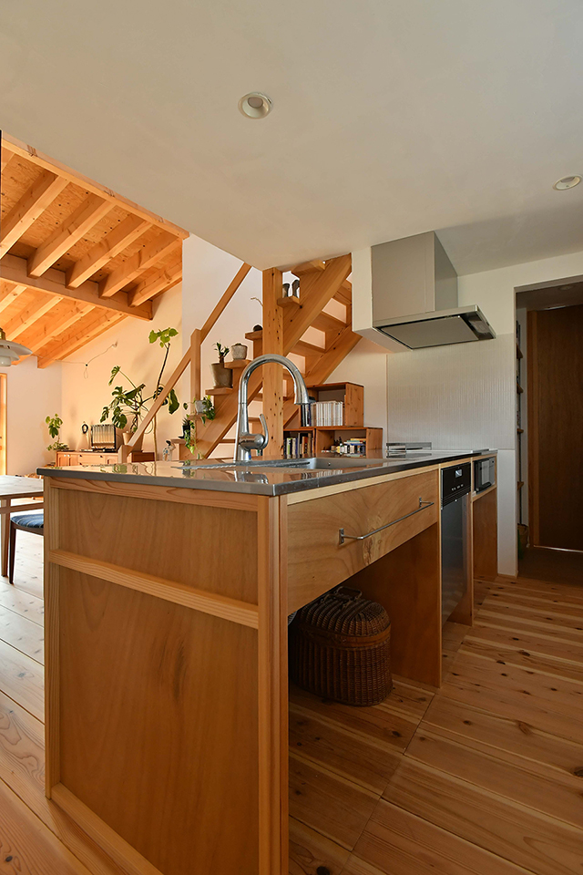 住みながら変化する家