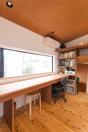 大谷口のコートハウス