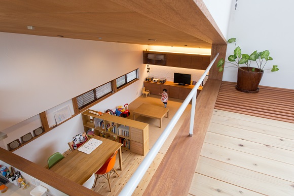 大谷口のコートハウス