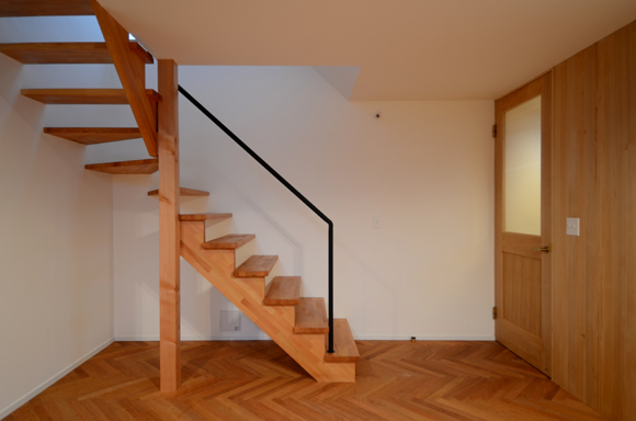 狛江市猪方の家