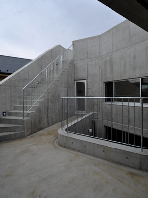 三鷹市上連雀の家