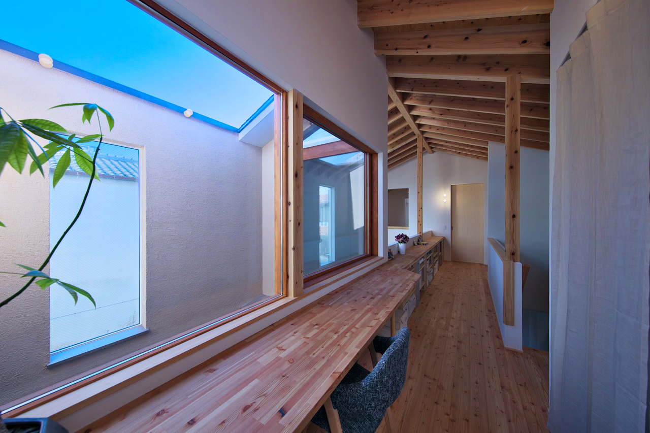 群馬県高崎市の「ノースライト・中庭の家」